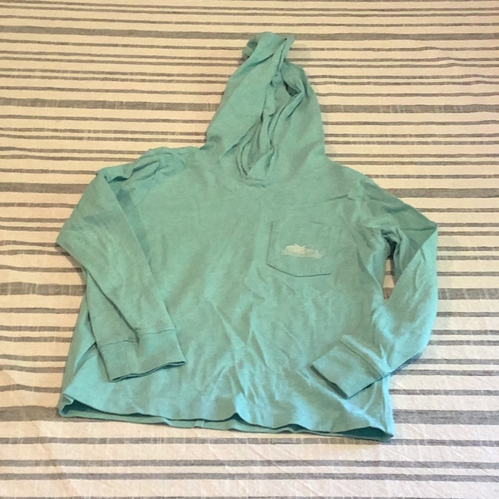 Vineyard Vines hooded long sleeve t-shirt
